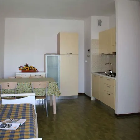 アパート Apartments In Lignano Sabbiadoro 42759